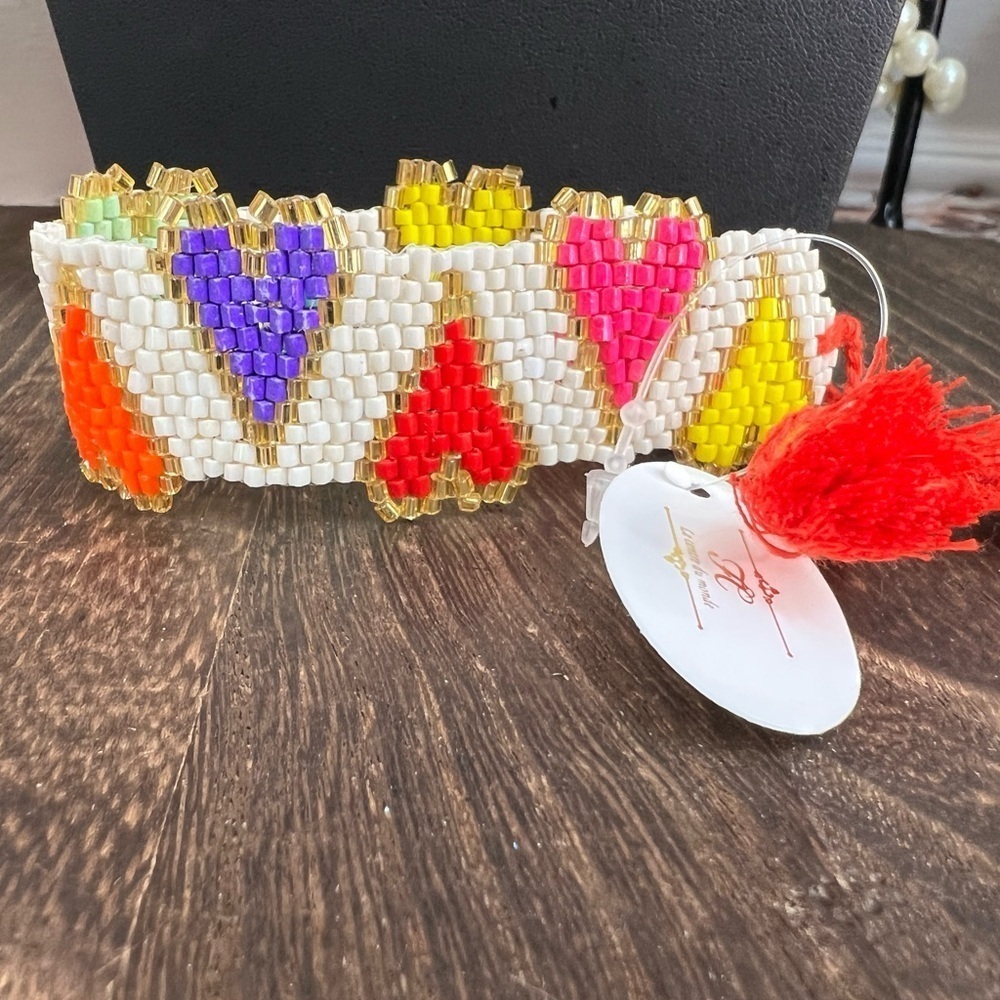 Love In All Colors Adjustable Beaded Heart Bracelet B30
